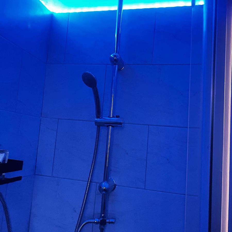 فندق Shiva House نابولي المظهر الخارجي الصورة
